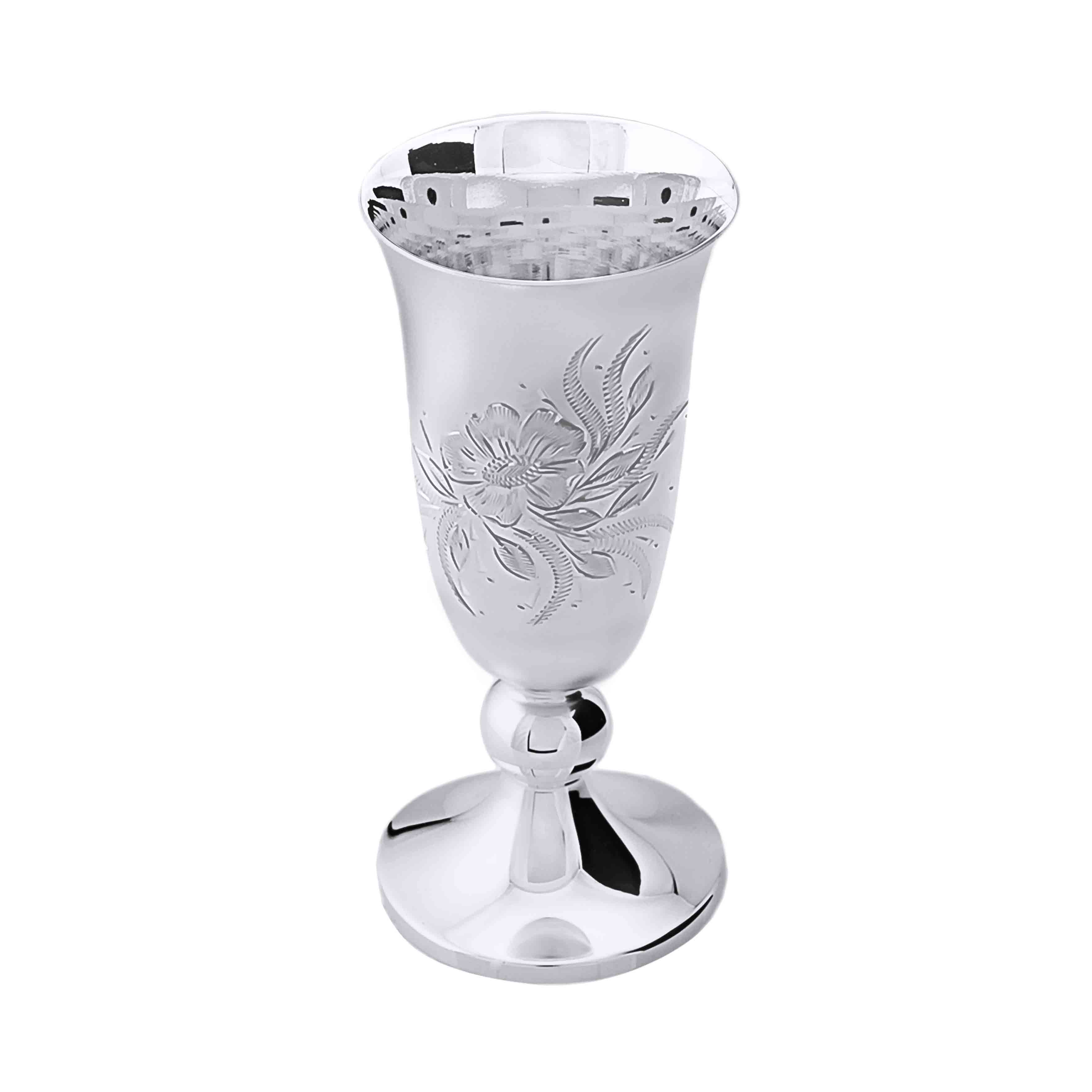 https://www.goldenflamingo.us/media/uploads/product/vodka-925-silver-glass_17098600_3520.jpg